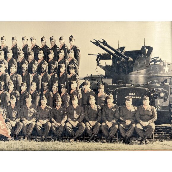 1950 US Army Field Artillery Cadet group photo, 443rd Antiaircraft Artillery - Picture 5 of 10